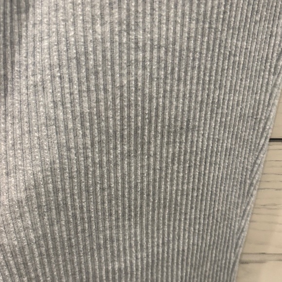 ALO Yoga Womens Light Gray Ribbed Sweatpants - Picture 7 of 10